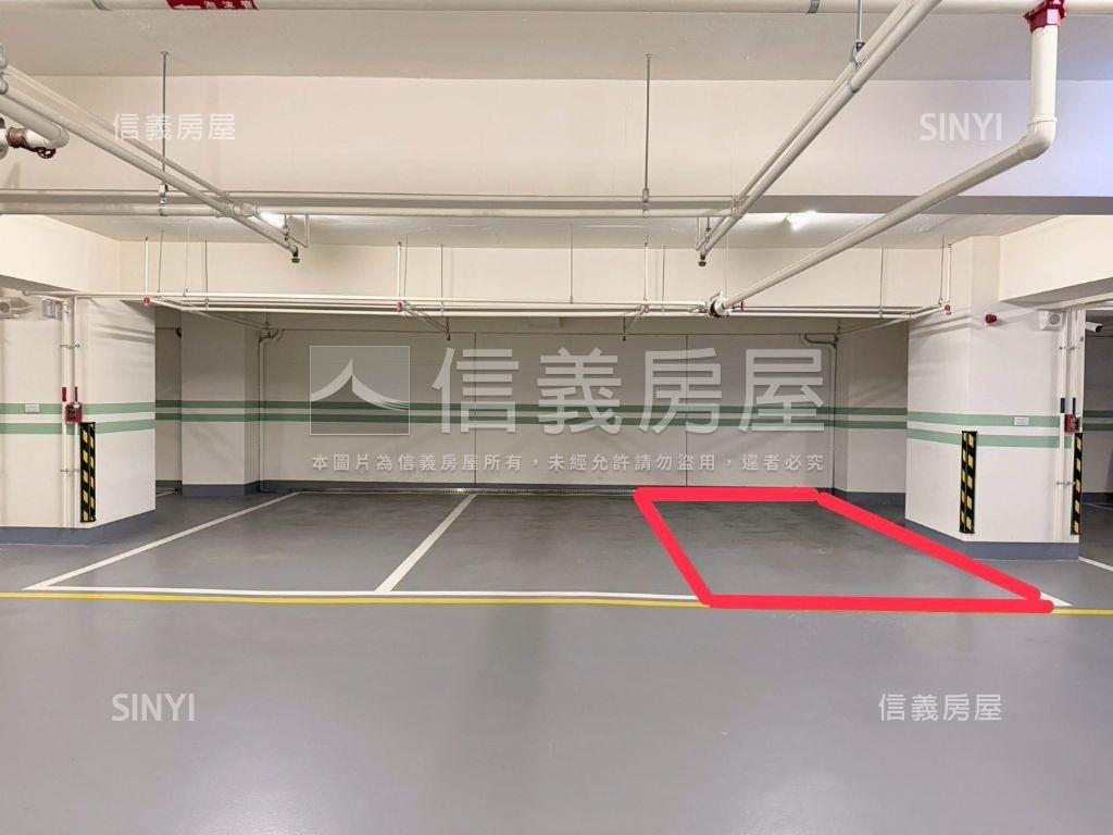 ＩＮＨ高樓景觀附平車房屋室內格局與周邊環境