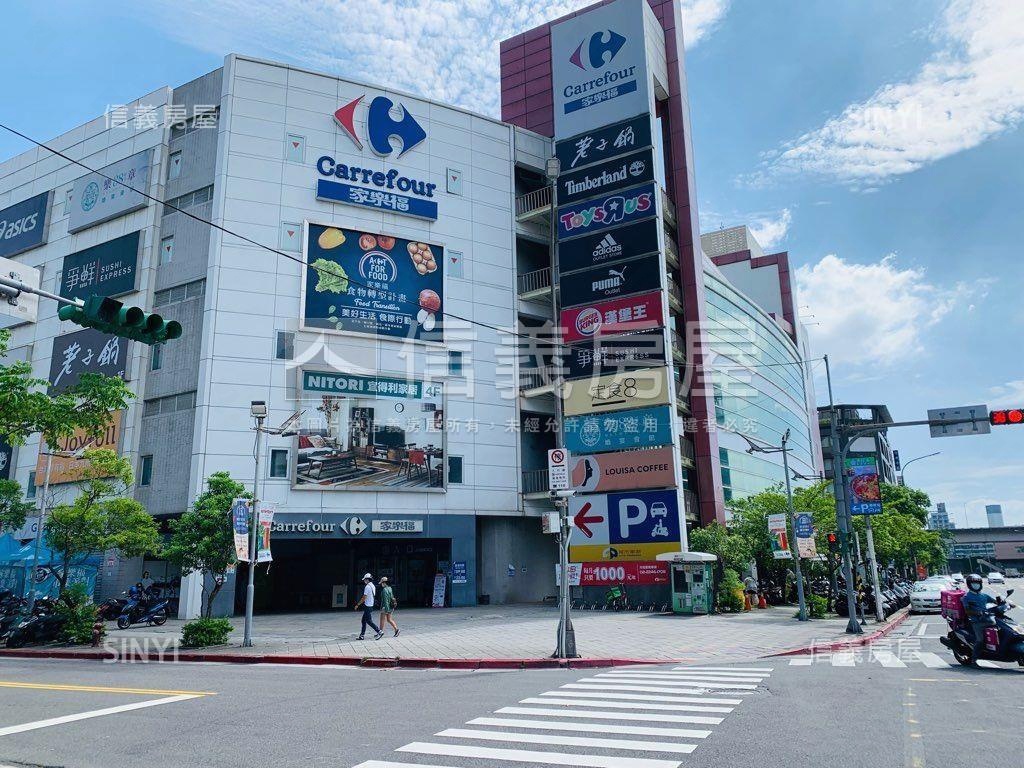 蘇黎世店面１３９房屋室內格局與周邊環境