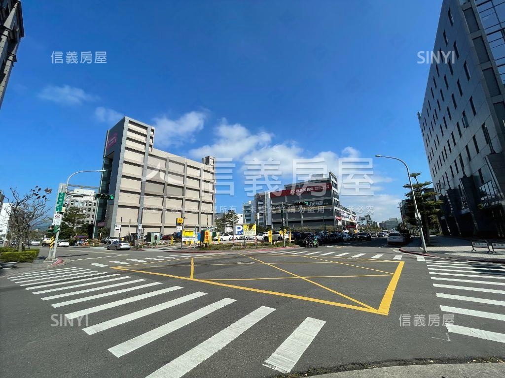 蘇黎世店面１３９房屋室內格局與周邊環境