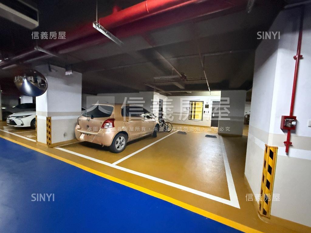 專任。合雄帝璟２房美宅房屋室內格局與周邊環境