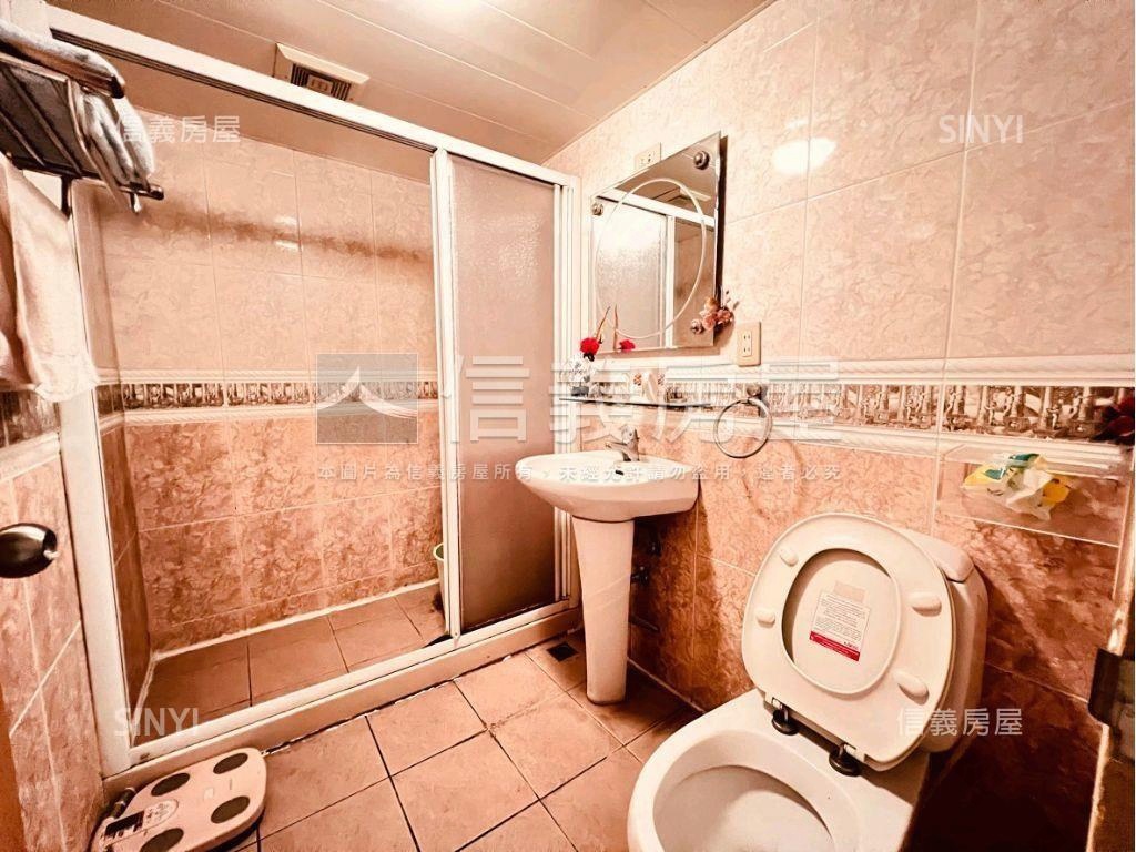 精緻高樓美景四房房屋室內格局與周邊環境