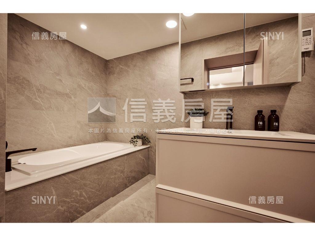 馥御美景觀附坡道平面車位房屋室內格局與周邊環境