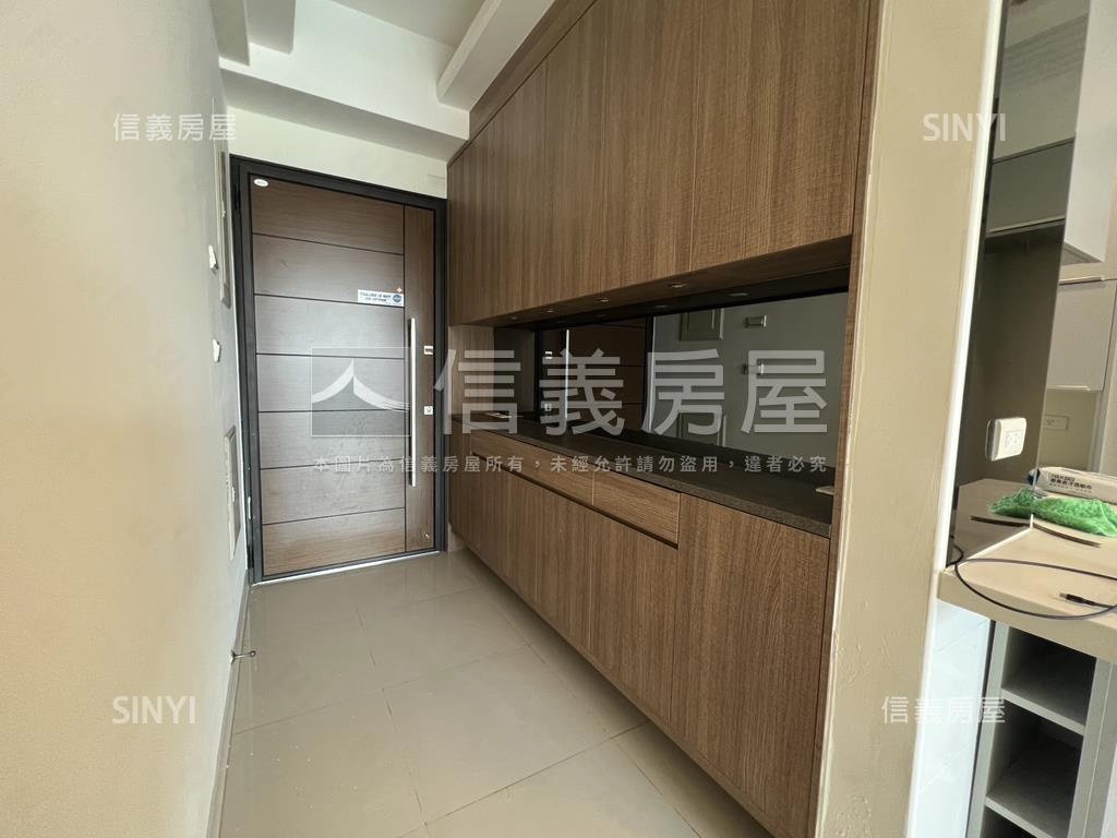 品ＣＡＳＡ三房平面車位房屋室內格局與周邊環境