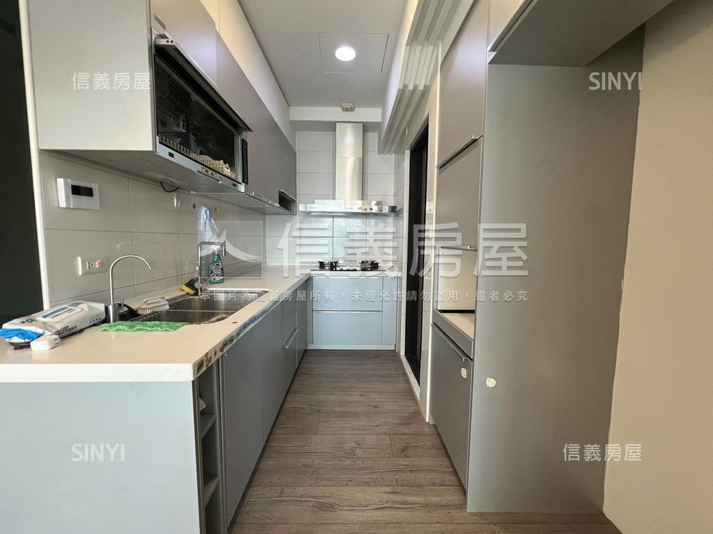 品ＣＡＳＡ三房平面車位房屋室內格局與周邊環境