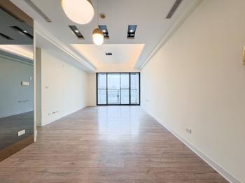 品ＣＡＳＡ三房平面車位