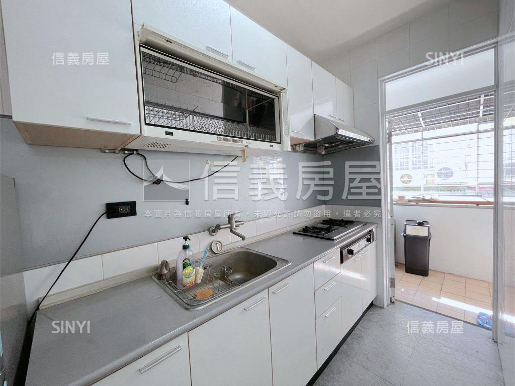 瑞豐夜市旁翻新公寓大空間房屋室內格局與周邊環境