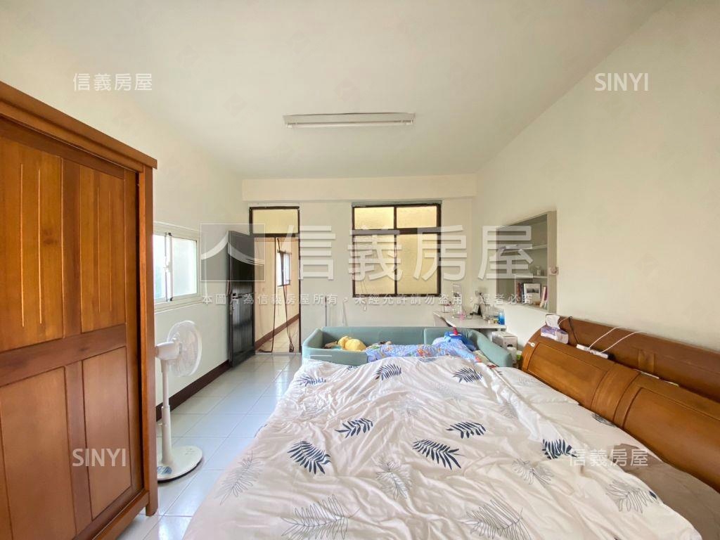 市中心正南瑤路邊間店住房屋室內格局與周邊環境