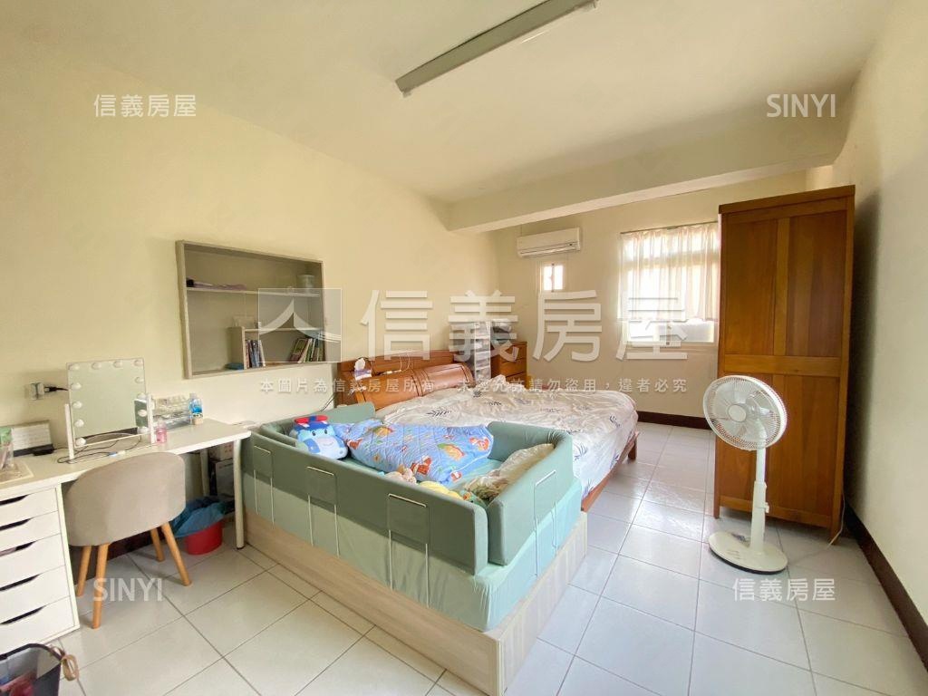 市中心正南瑤路邊間店住房屋室內格局與周邊環境