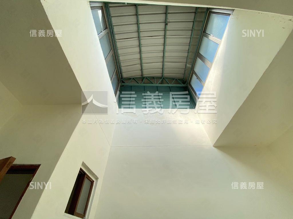 市中心正南瑤路邊間店住房屋室內格局與周邊環境