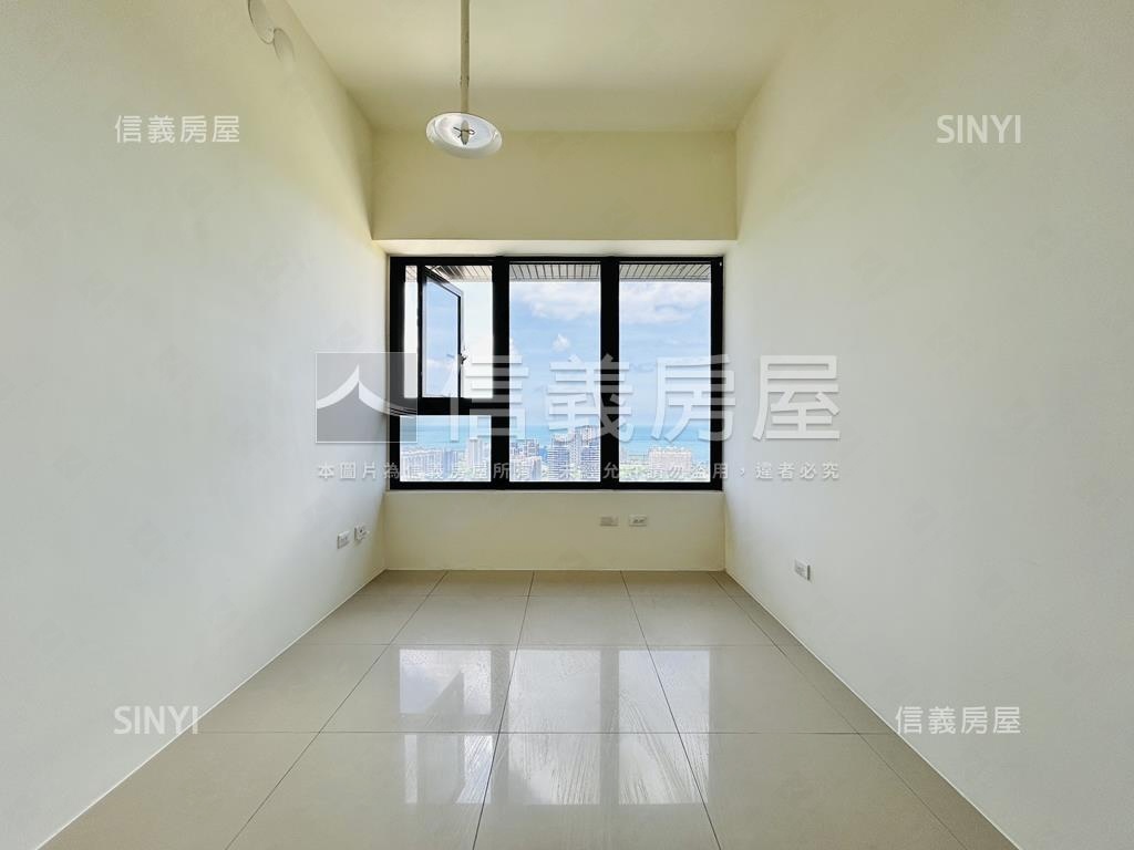 海洋都心頂樓美景房屋室內格局與周邊環境