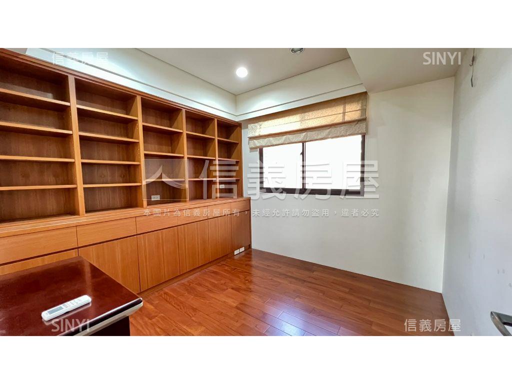 百川十善公園景觀四房車位房屋室內格局與周邊環境