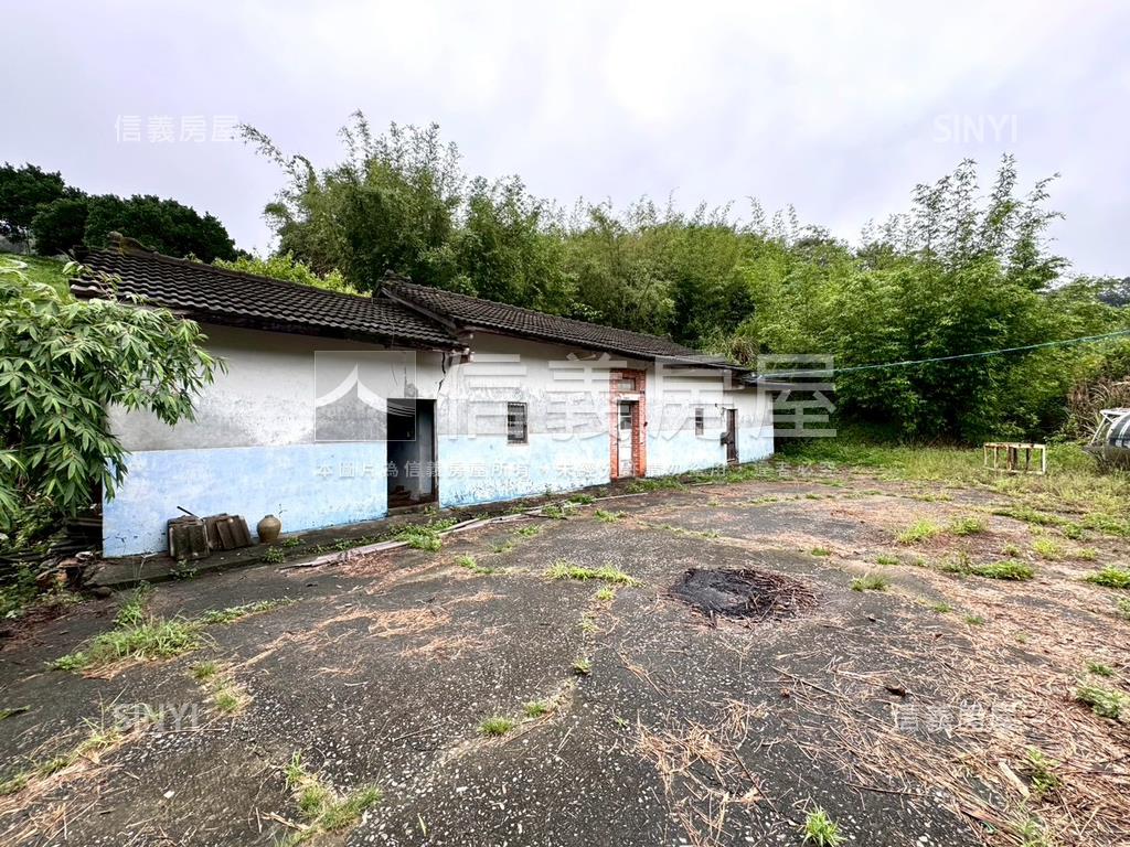 專任潭子土地３２２１房屋室內格局與周邊環境