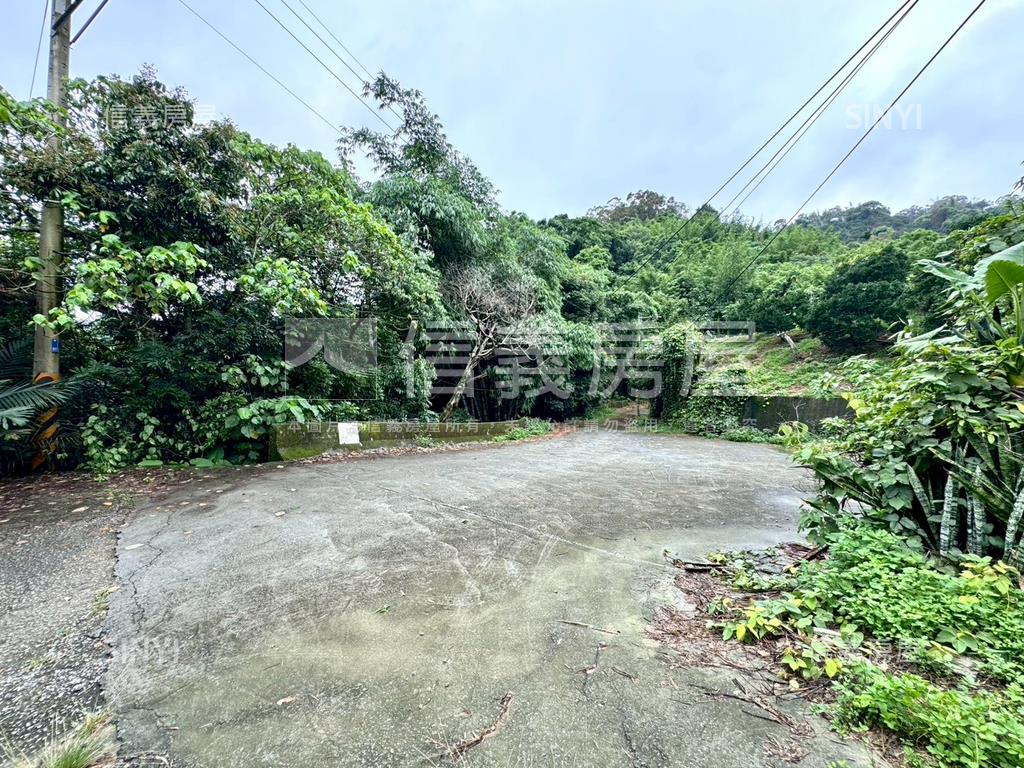 專任潭子土地３２２１房屋室內格局與周邊環境