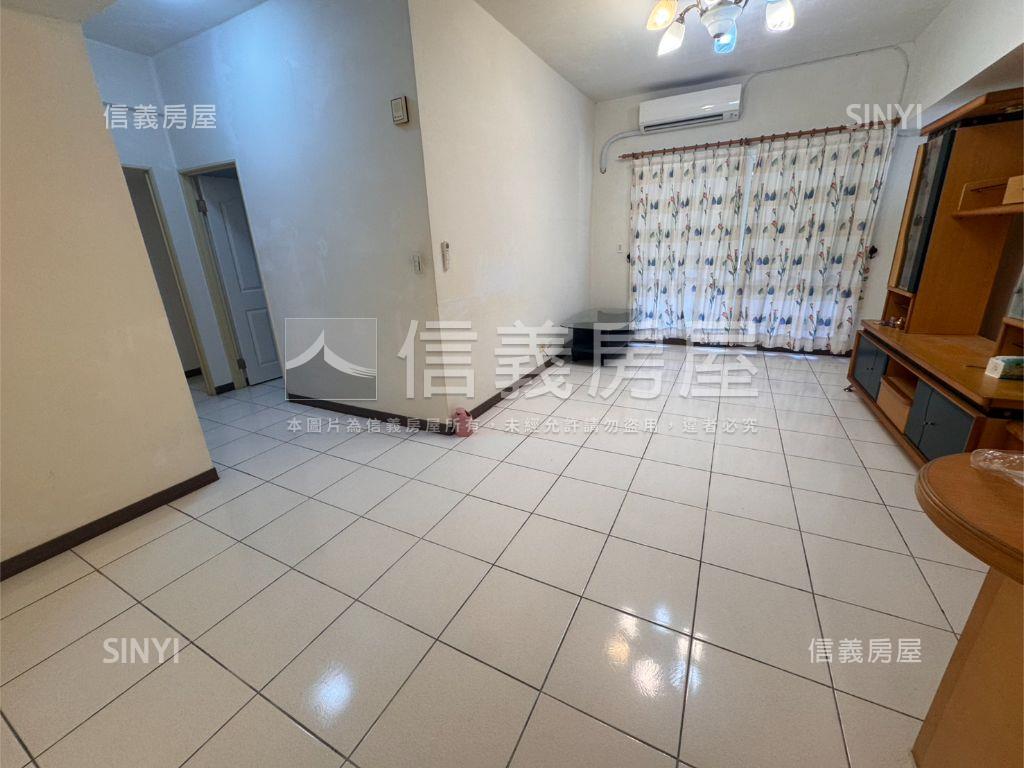 達觀３房雙車位房屋室內格局與周邊環境