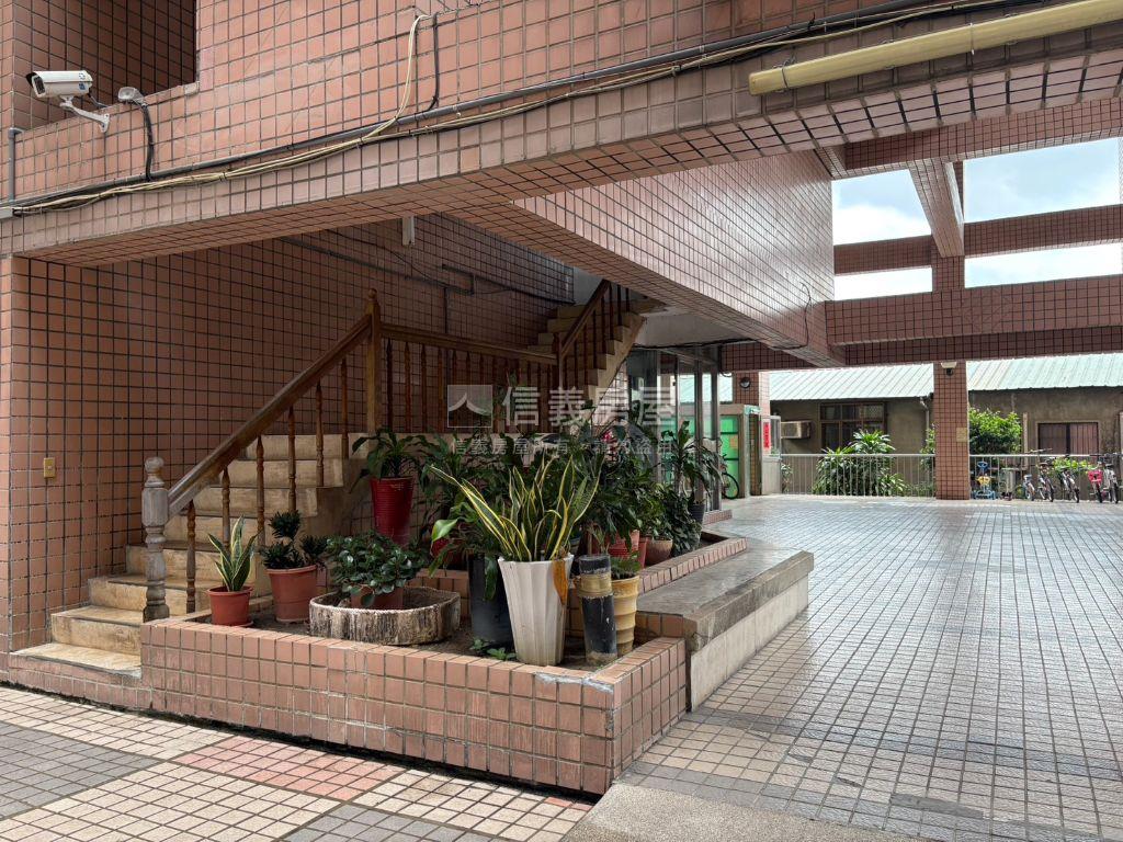 中興商圈商業大空間房屋室內格局與周邊環境
