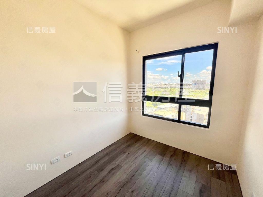 俯瞰十一期三房視野戶房屋室內格局與周邊環境