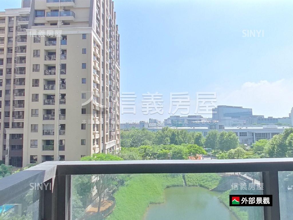 專任文華天際三房雙車位房屋室內格局與周邊環境