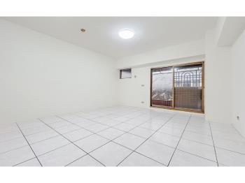 文昌國小邊間三房電梯平車