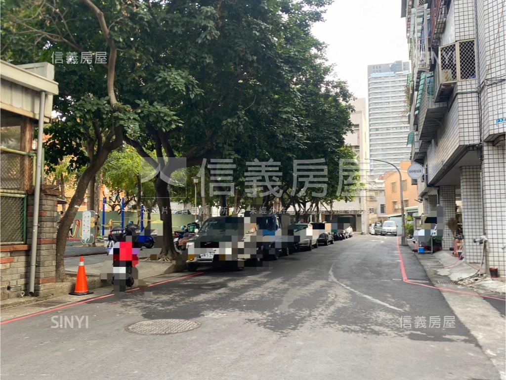 瀋陽北路旁角間店面房屋室內格局與周邊環境