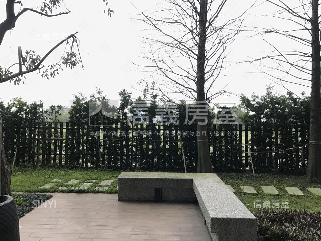 近Ｇ０２竹風三房車位房屋室內格局與周邊環境