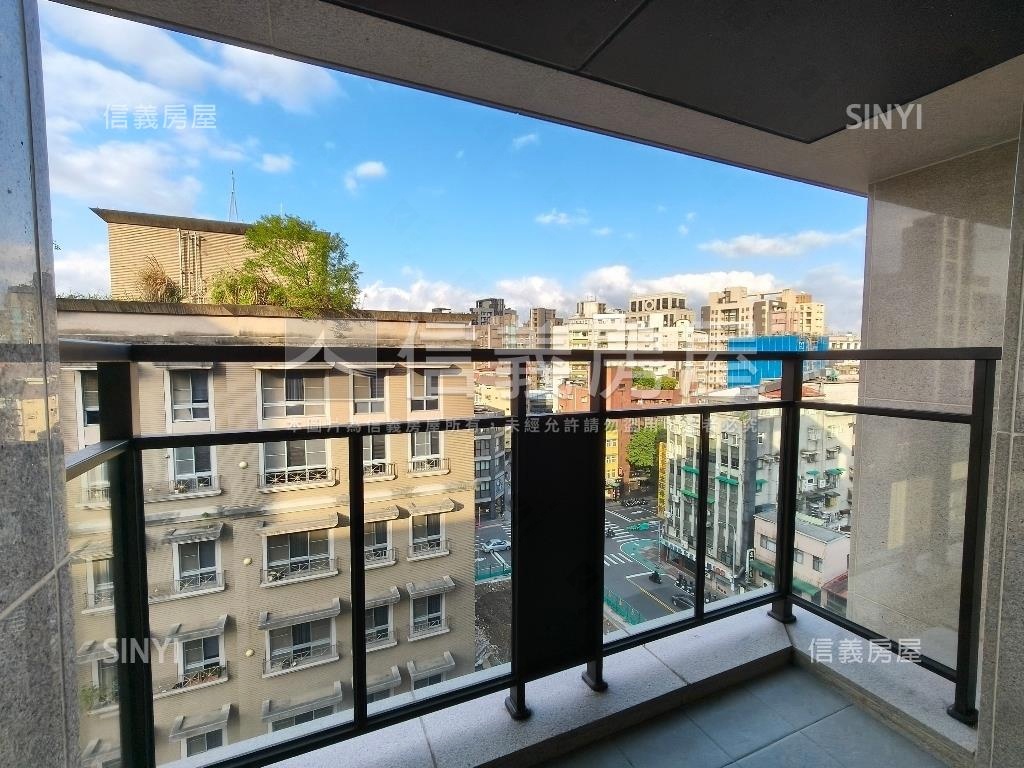 長安琚三房車位美宅房屋室內格局與周邊環境