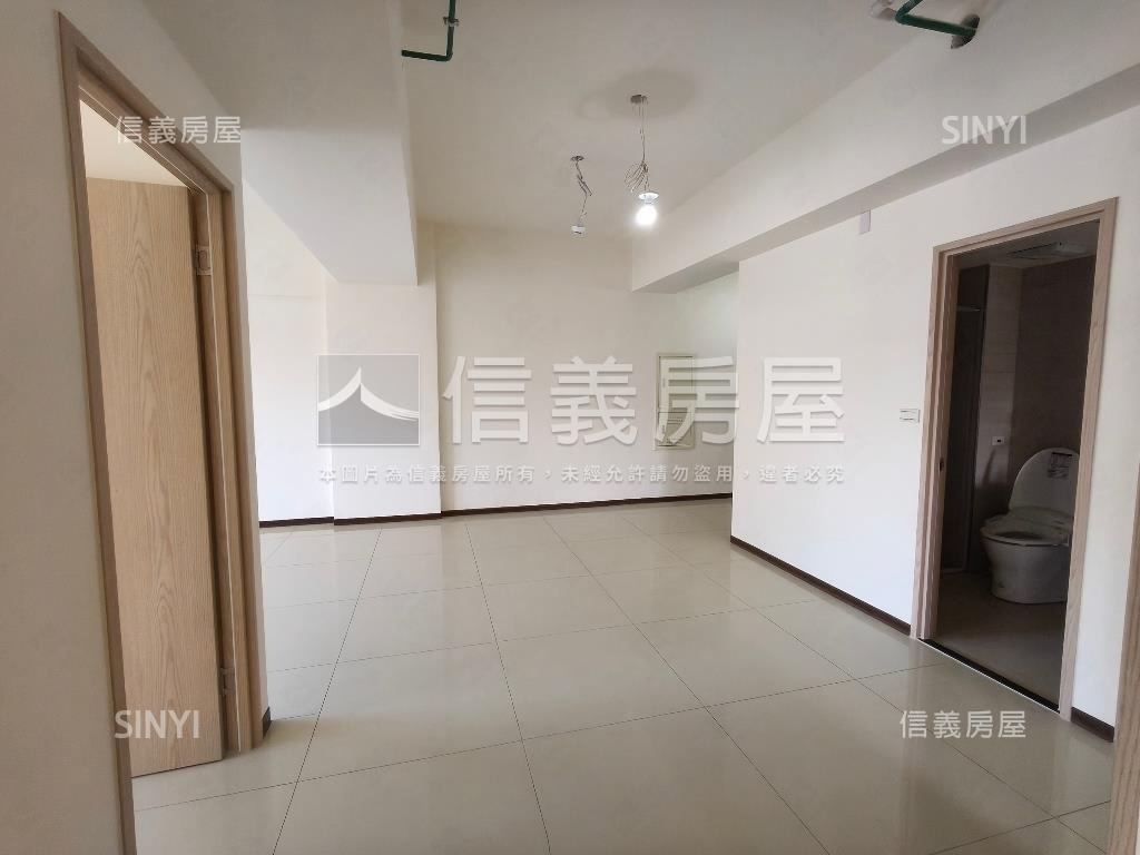 長安琚三房車位美宅房屋室內格局與周邊環境