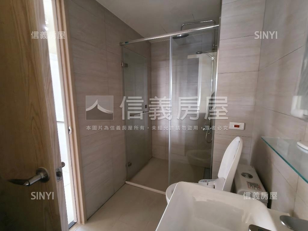 長安琚三房車位美宅房屋室內格局與周邊環境