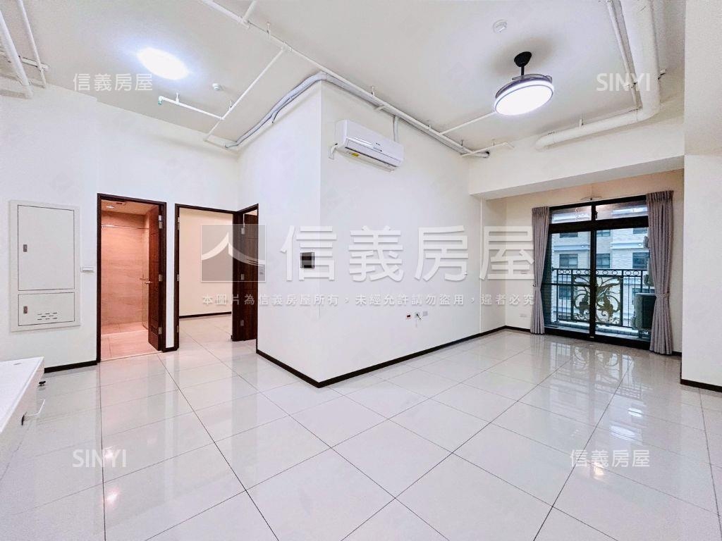 微笑雲品二房平車先看這間房屋室內格局與周邊環境