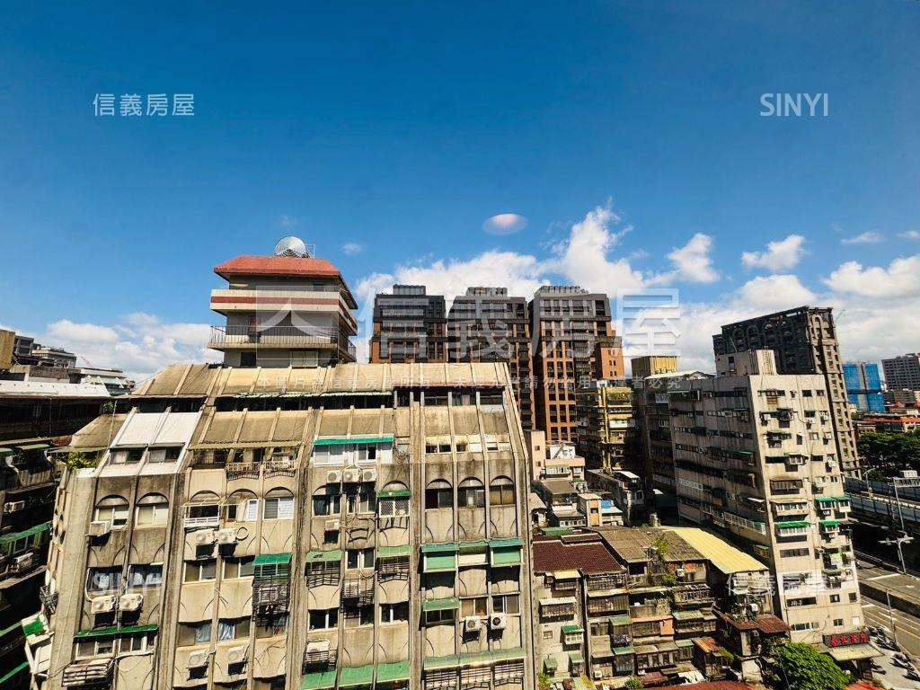 晴空映居｜質感管理宅房屋室內格局與周邊環境