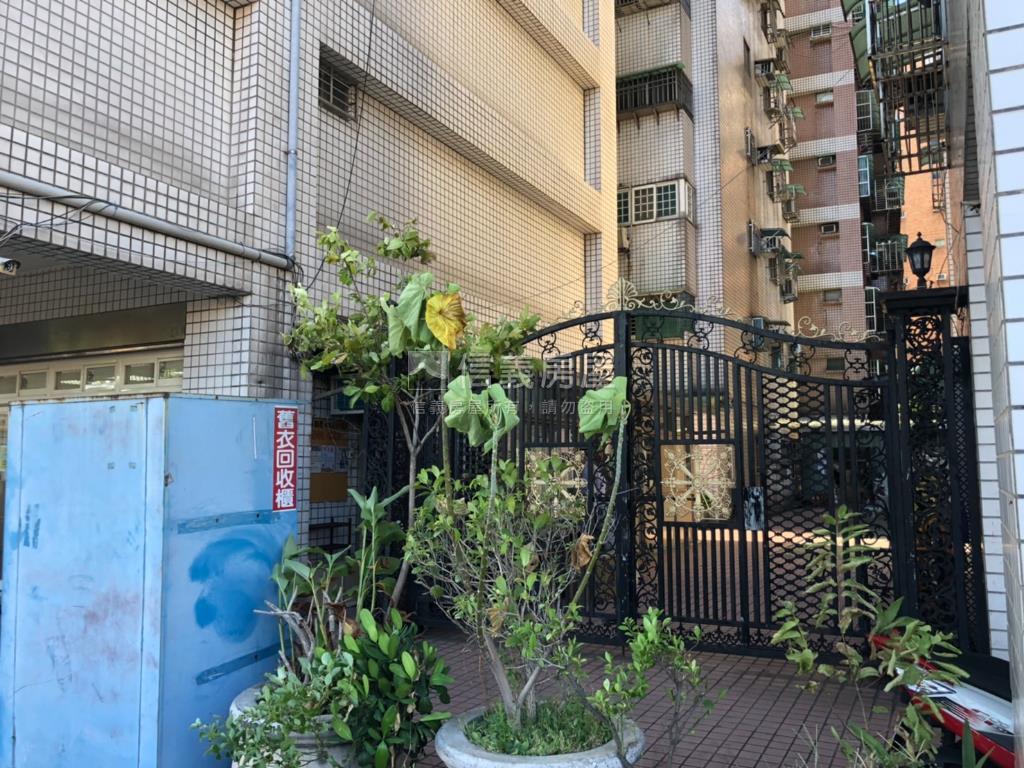 揚名福星８樓三房附車位房屋室內格局與周邊環境