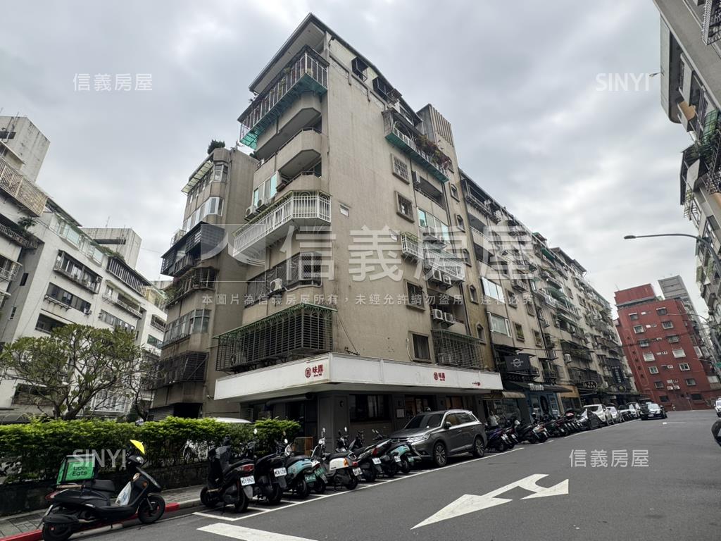 仁愛安和角間店面房屋室內格局與周邊環境