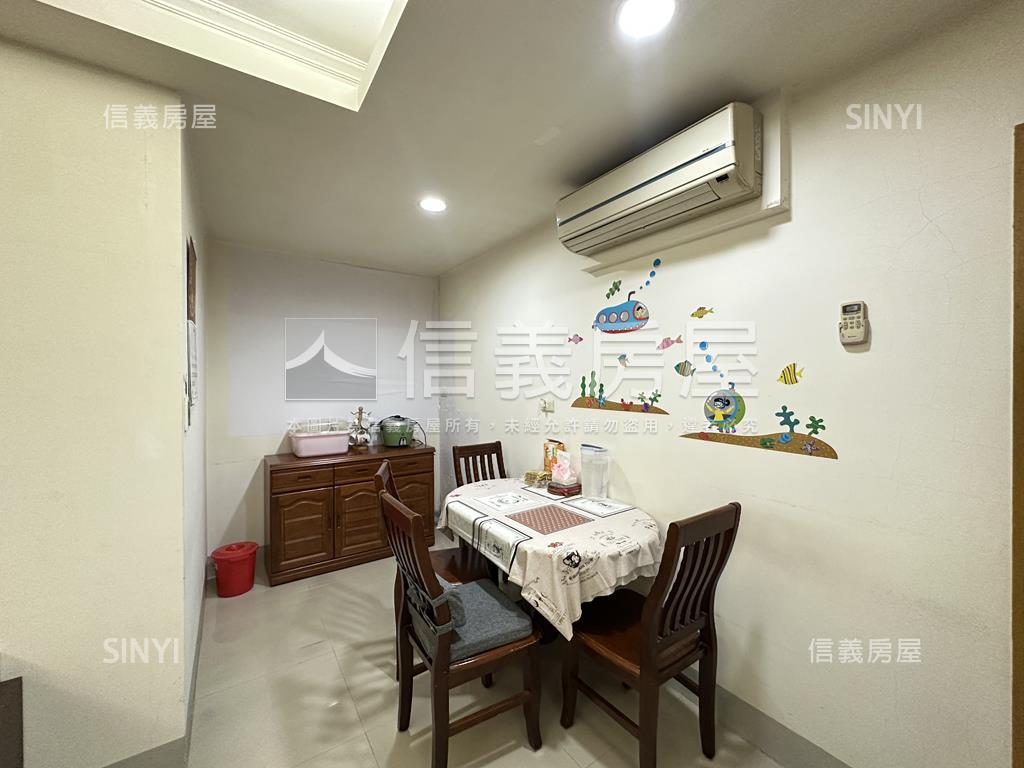 中正商圈方正二樓房屋室內格局與周邊環境