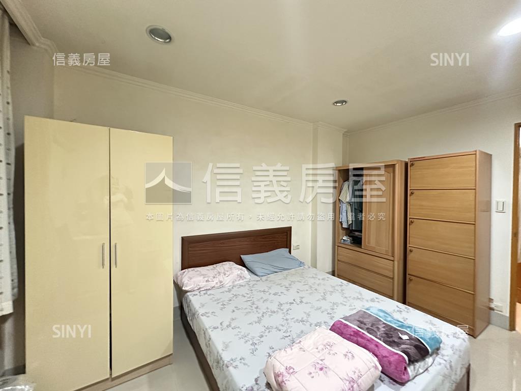 中正商圈方正二樓房屋室內格局與周邊環境