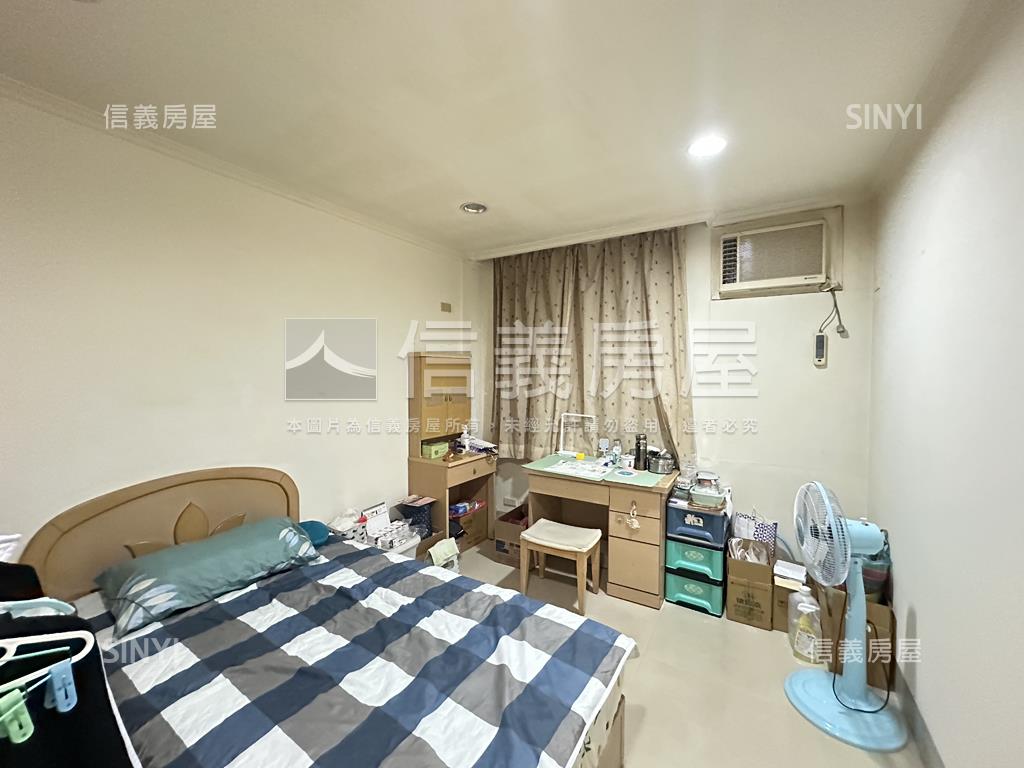 中正商圈方正二樓房屋室內格局與周邊環境