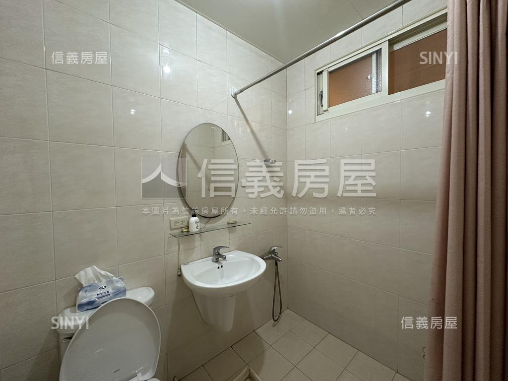中正商圈方正二樓房屋室內格局與周邊環境