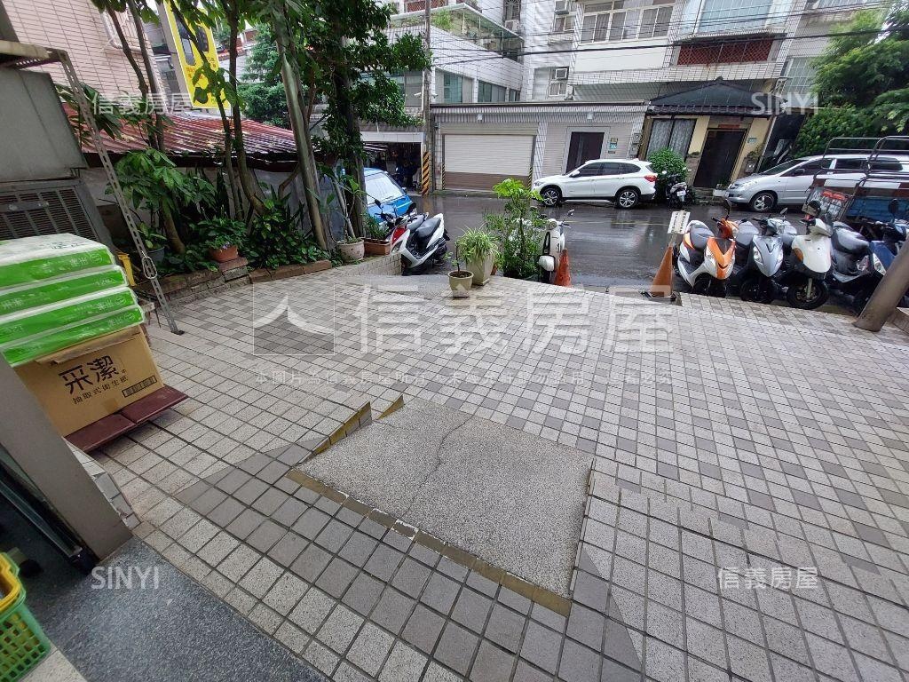 關渡埔頂商圈金店面房屋室內格局與周邊環境