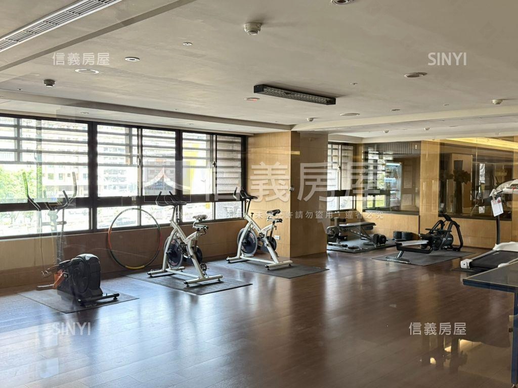 七期高樓層視野採光小豪宅房屋室內格局與周邊環境