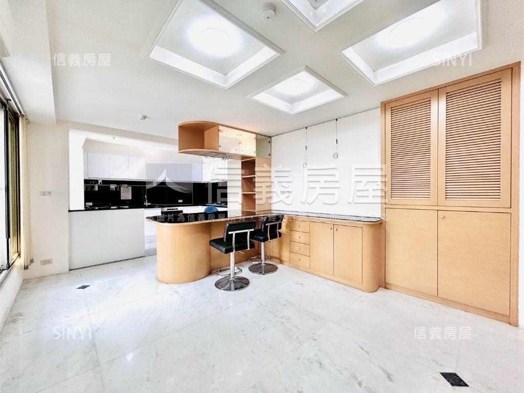 黎明河南帝王視野平面車位房屋室內格局與周邊環境