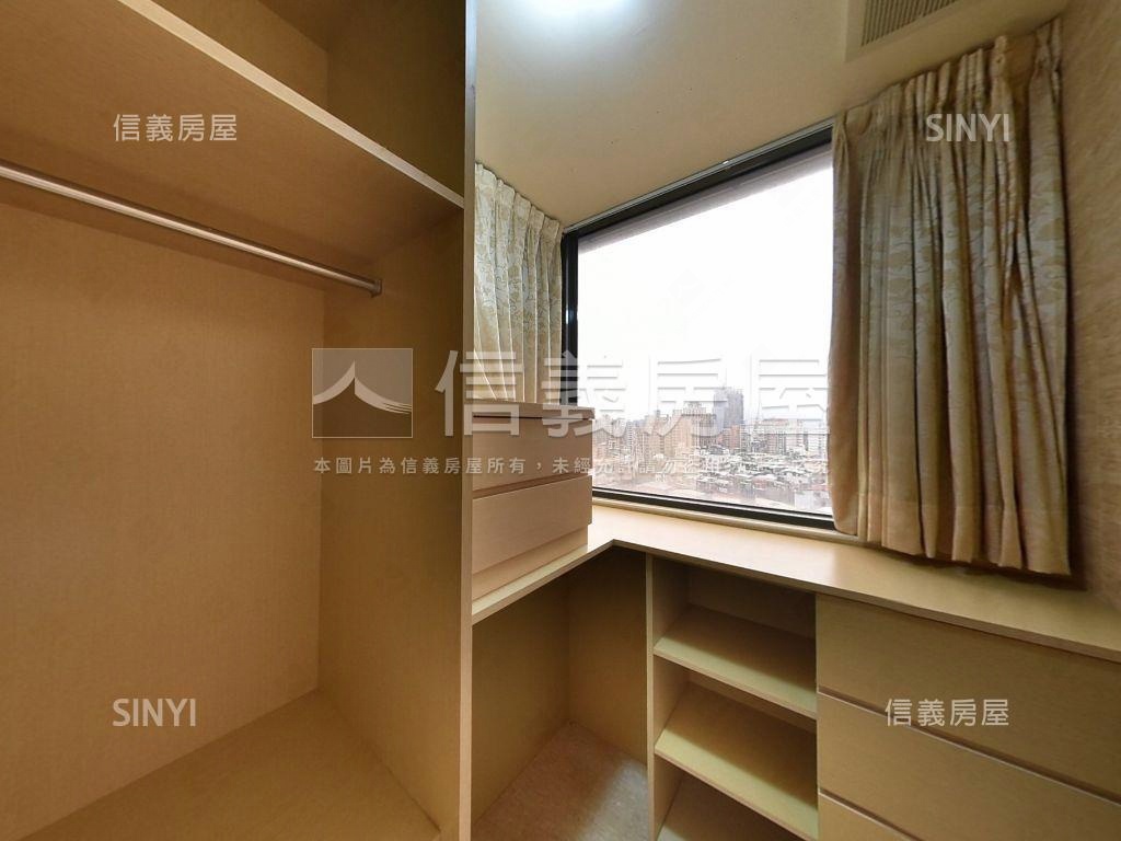 Ｆ１．近板橋車站邊間美宅房屋室內格局與周邊環境
