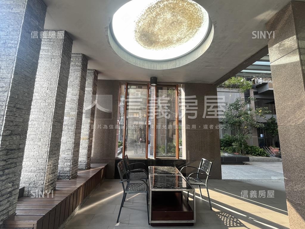 鳳揚中高樓層景觀美四房房屋室內格局與周邊環境