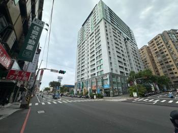 開元商圈１３米大面寬金店