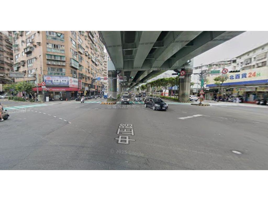 中正路金店面房屋室內格局與周邊環境