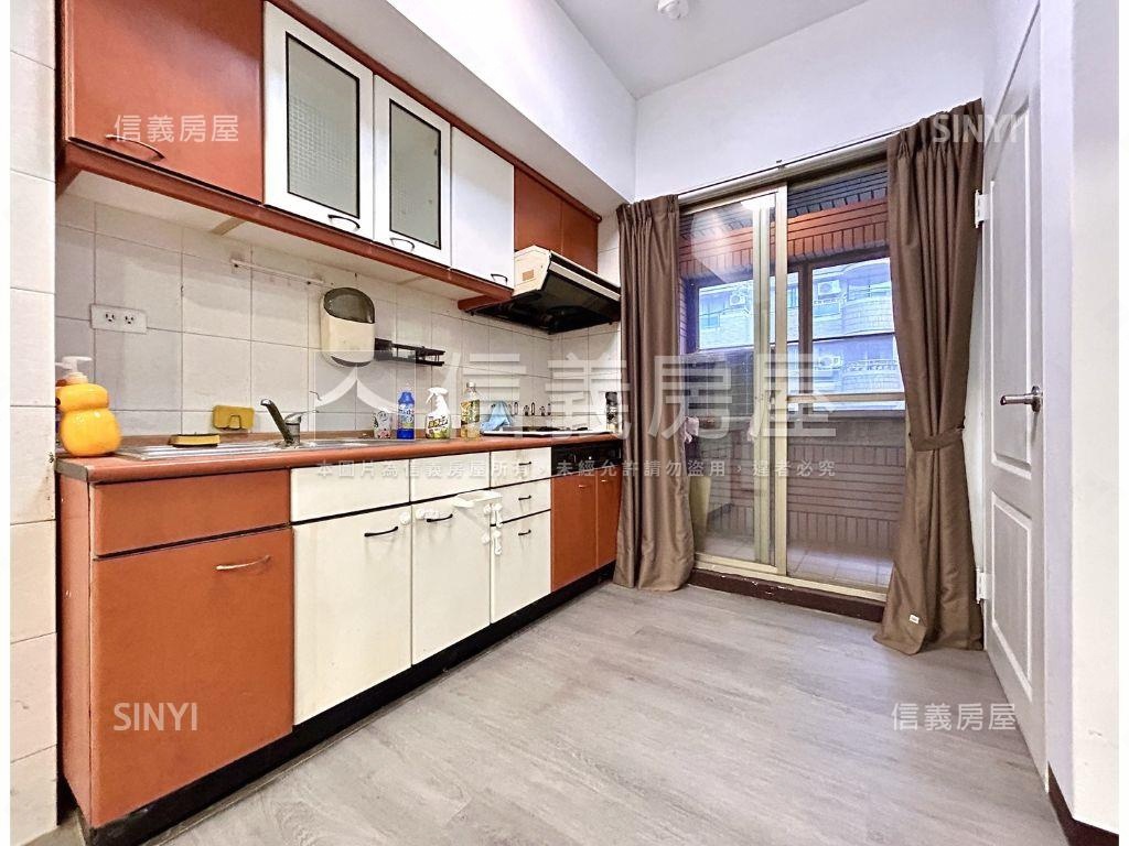 御馳大明路●子母車金店住房屋室內格局與周邊環境