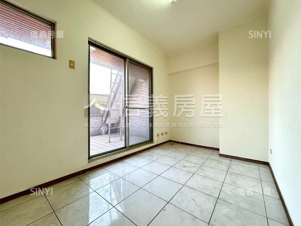 御馳大明路●子母車金店住房屋室內格局與周邊環境