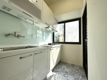 近五權車站電梯兩房