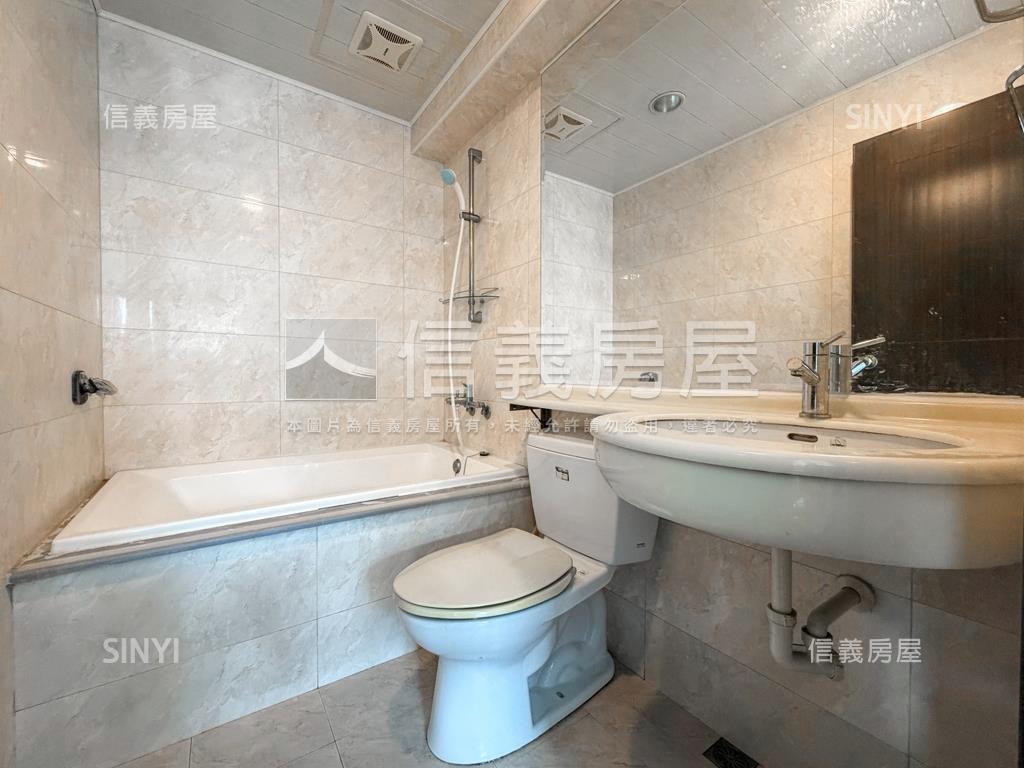 太普上河堤三房平車房屋室內格局與周邊環境