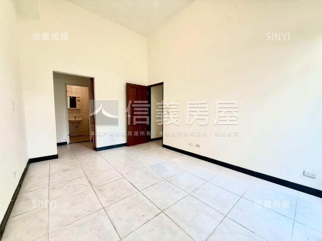 【綠意環抱】崇仁花園一樓房屋室內格局與周邊環境