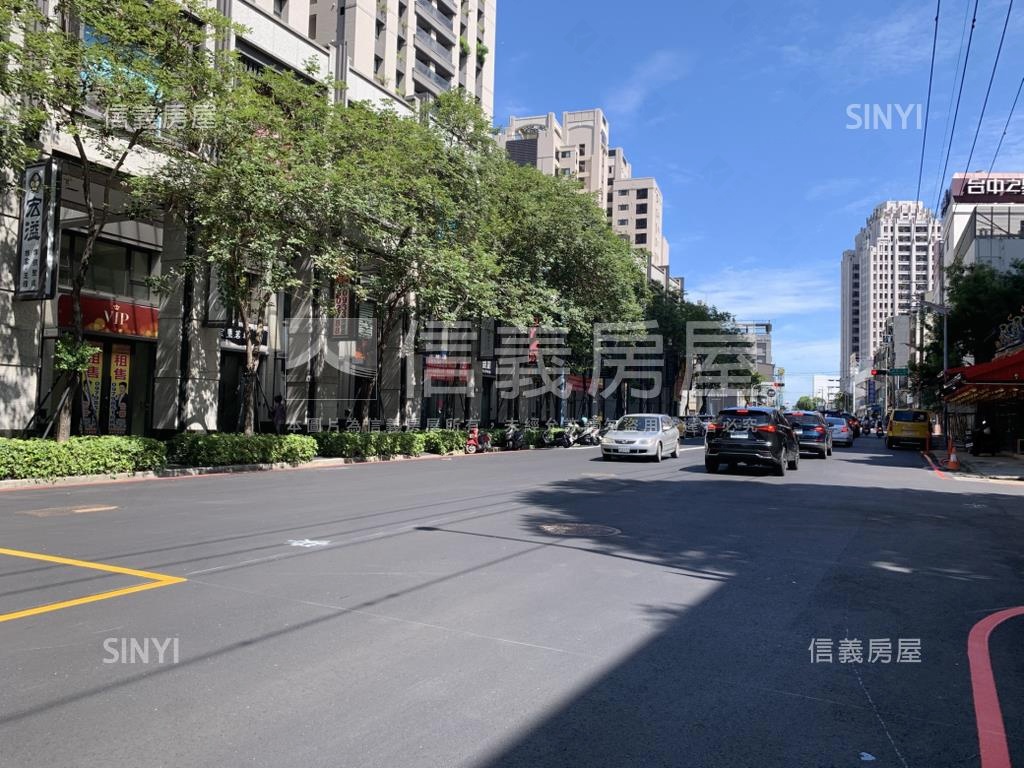 惠宇禮仁朝東南三房平車房屋室內格局與周邊環境