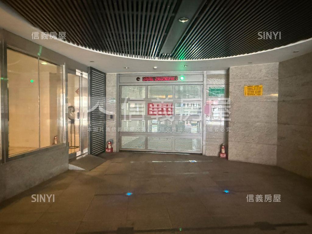 南京復興★麗弗休旅車位房屋室內格局與周邊環境