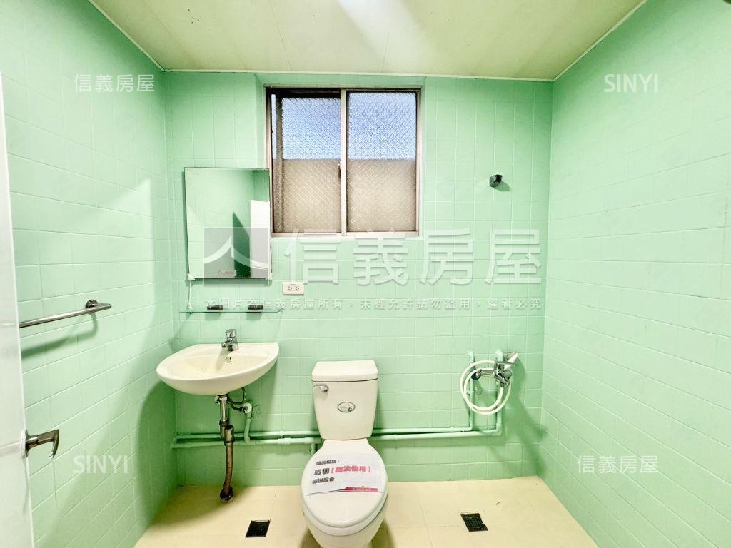 市府旁．邊間採光房屋室內格局與周邊環境